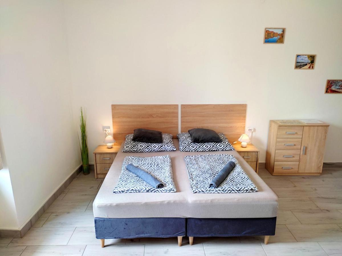 Panorama Apartman Vac Exterior photo