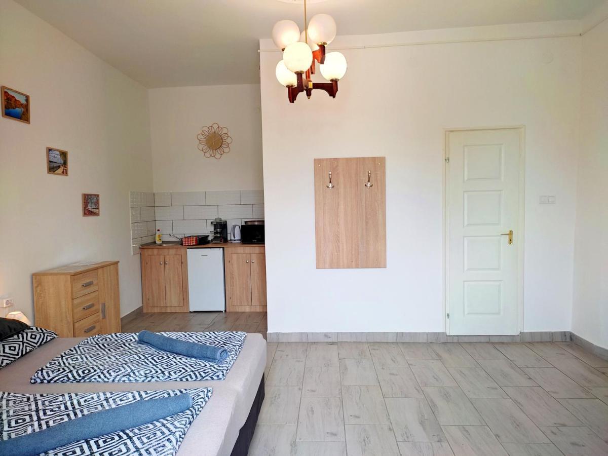Panorama Apartman Vac Exterior photo